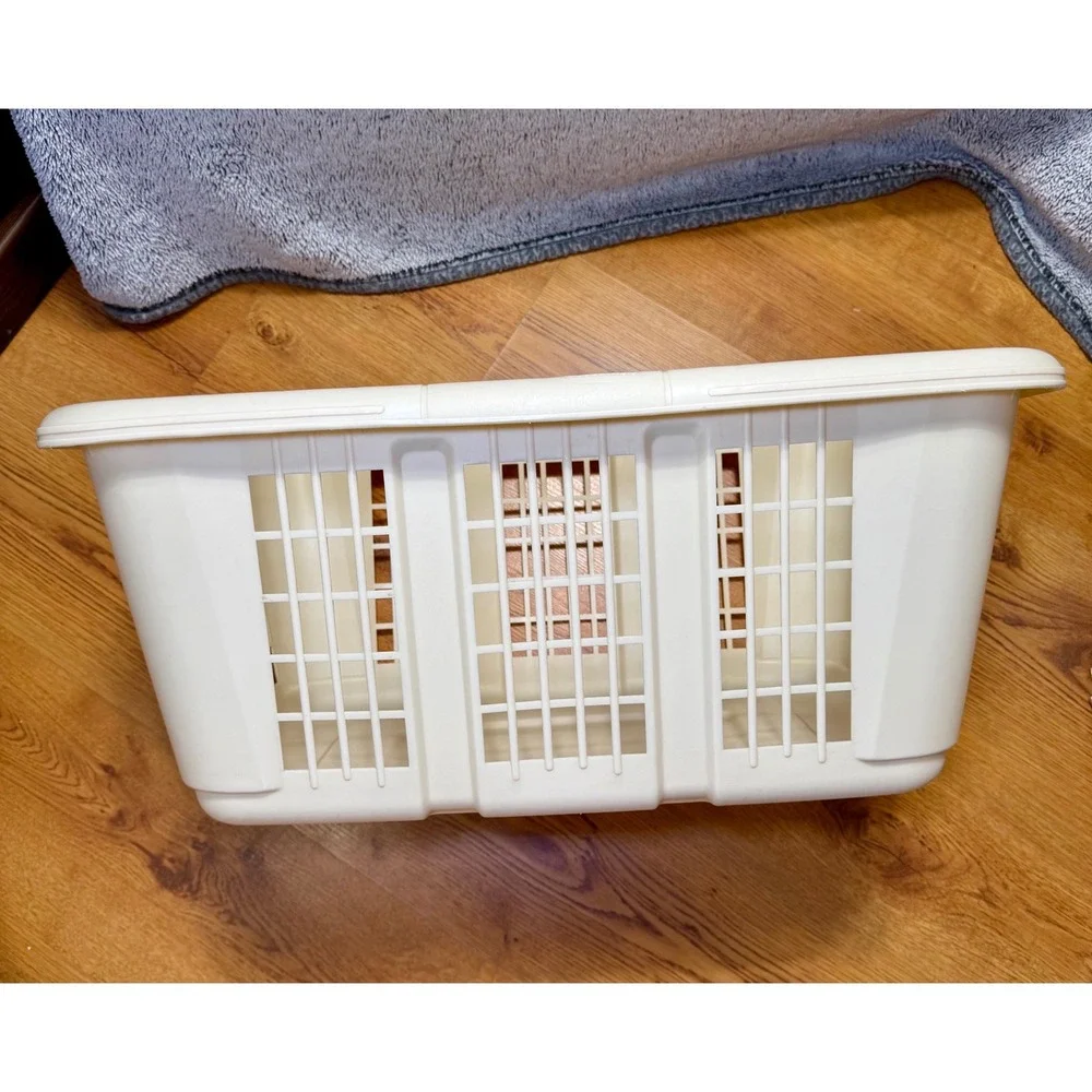 Vintage‎ Rubbermaid Almond Laundry Basket Model 2854 USA Made Neutral Minimalist